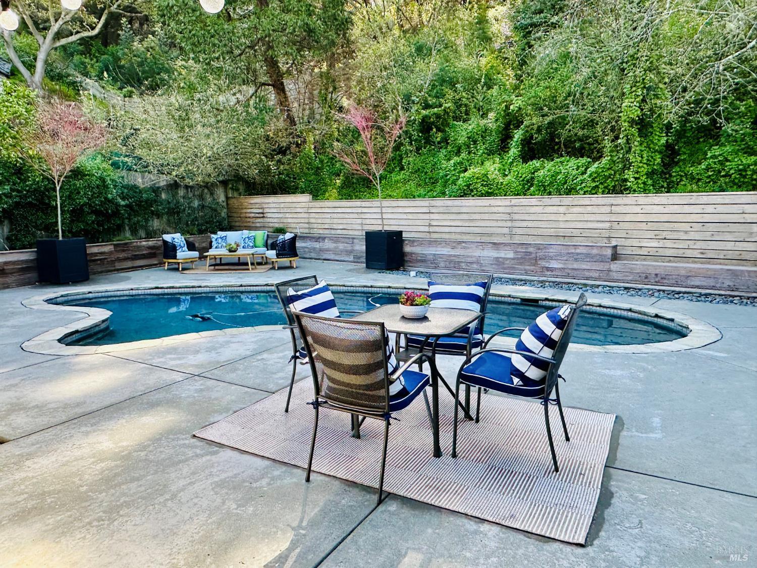 Detail Gallery Image 22 of 22 For 350 Karen Way, Belvedere Tiburon,  CA 94920 - 3 Beds | 3 Baths