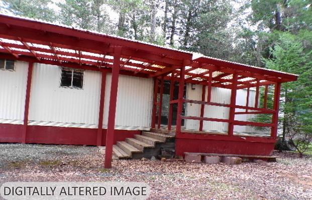 Detail Gallery Image 23 of 29 For 1881 Laytonville Dos Rios Rd, Laytonville,  CA 95454 - 3 Beds | 2/1 Baths