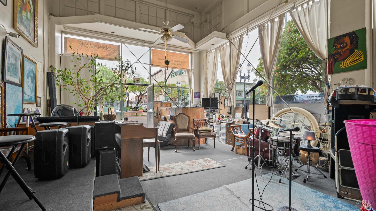 Detail Gallery Image 8 of 48 For 700 Marin St, Vallejo,  CA 94590 - – Beds | – Baths