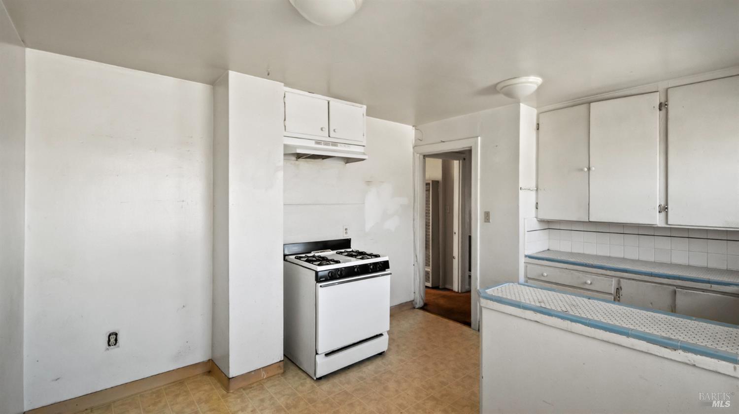 Detail Gallery Image 12 of 18 For 806 W 7th St, Antioch,  CA 94509 - – Beds | – Baths