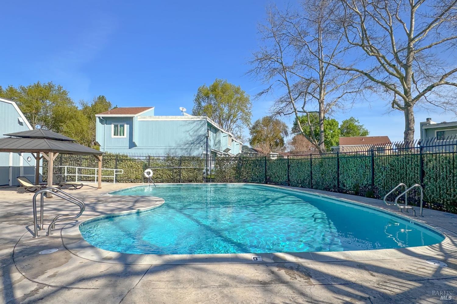 Detail Gallery Image 22 of 23 For 314 Capetown Ct, Novato,  CA 94947 - 3 Beds | 1/1 Baths