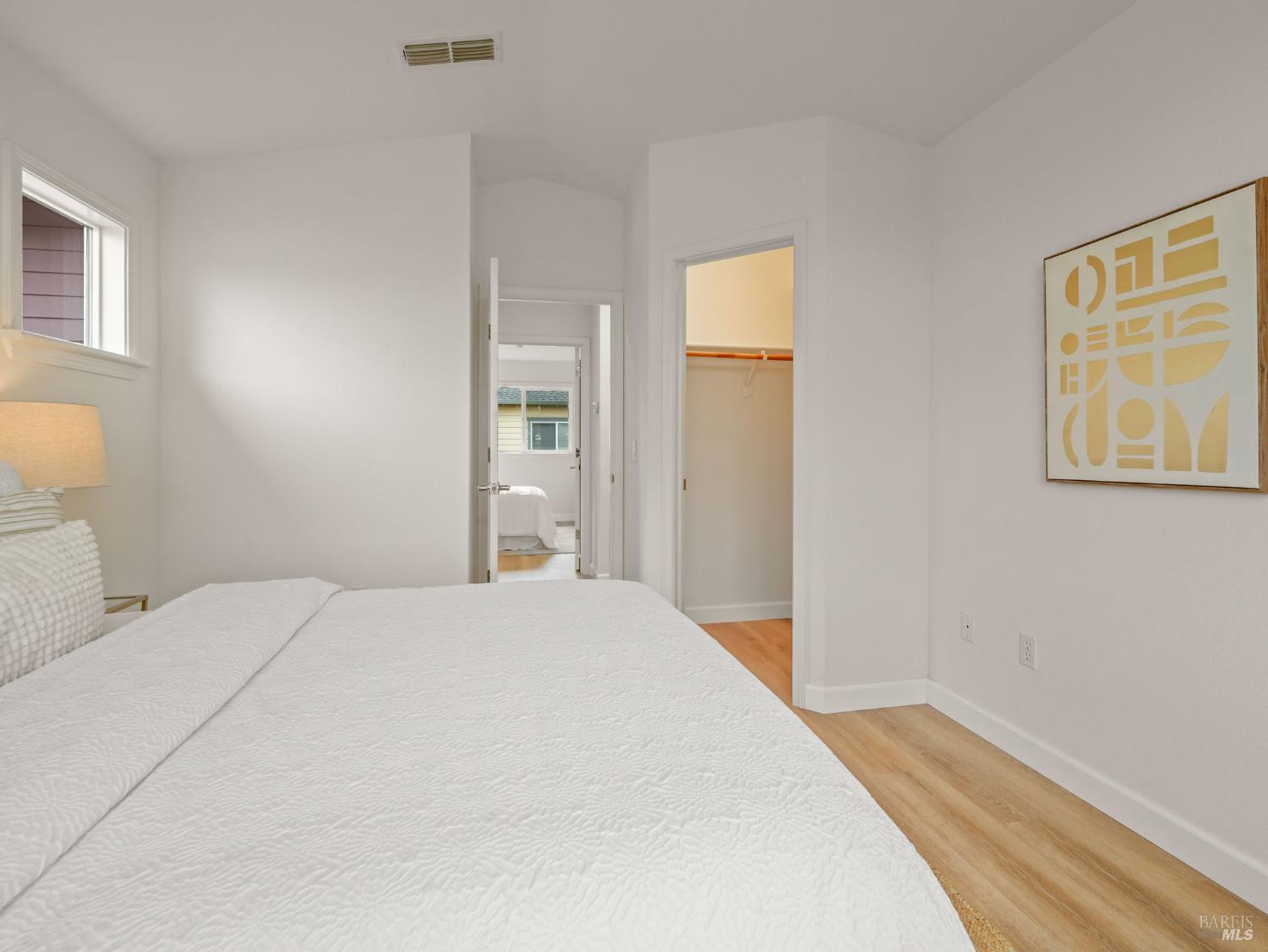 Detail Gallery Image 30 of 46 For 15 Cherry Hill Ln, Novato,  CA 94945 - 3 Beds | 2/1 Baths