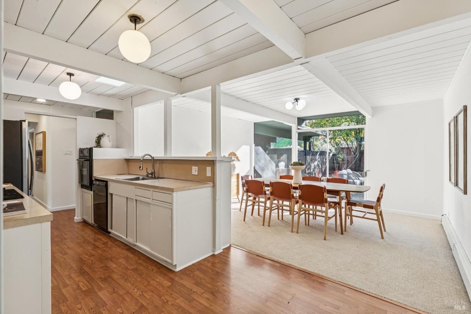 Detail Gallery Image 13 of 65 For 750 Montecillo Rd, San Rafael,  CA 94903 - 3 Beds | 2 Baths