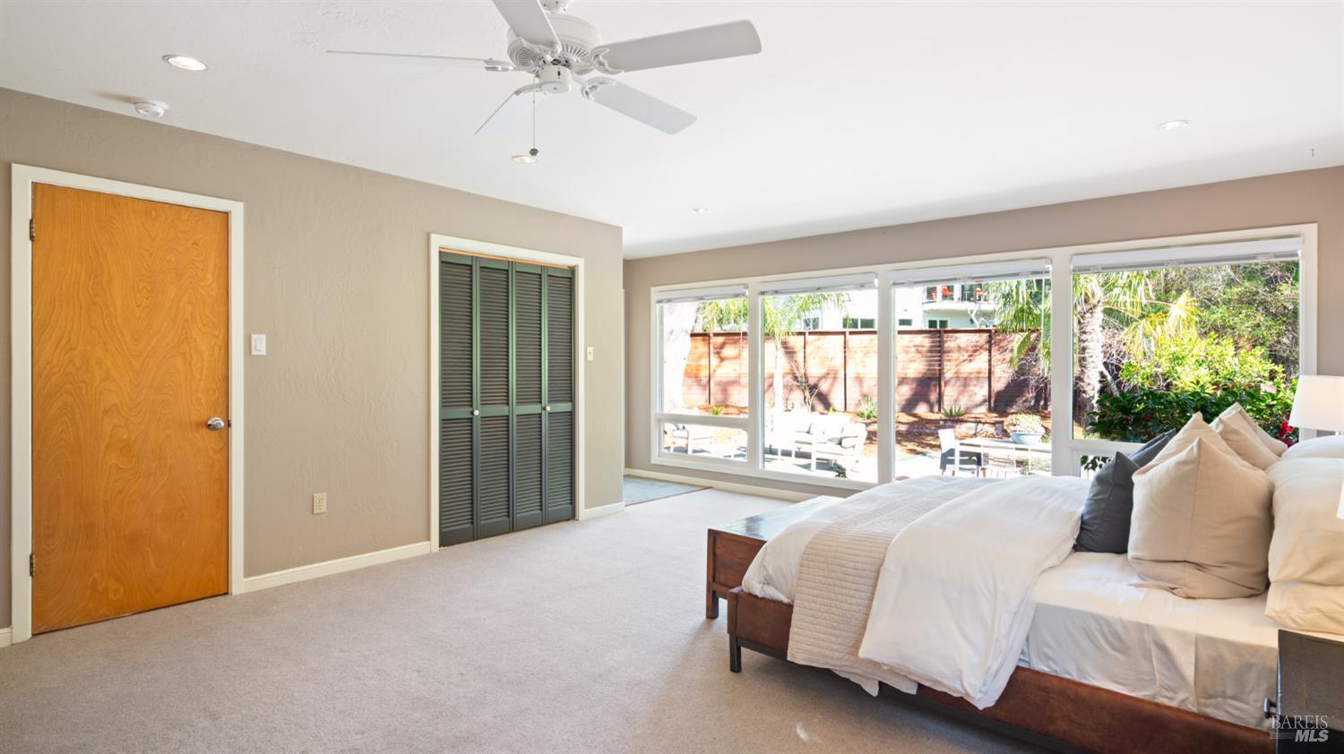 Detail Gallery Image 26 of 51 For 118 Marinda Dr, Fairfax,  CA 94930 - 3 Beds | 2 Baths