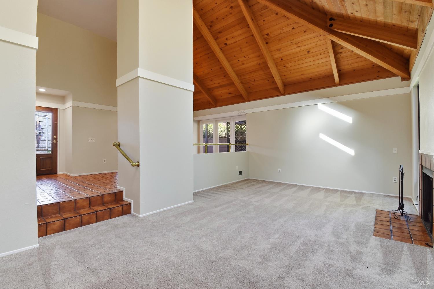 Detail Gallery Image 10 of 28 For 1320 North St #7,  Santa Rosa,  CA 95404 - 2 Beds | 2 Baths
