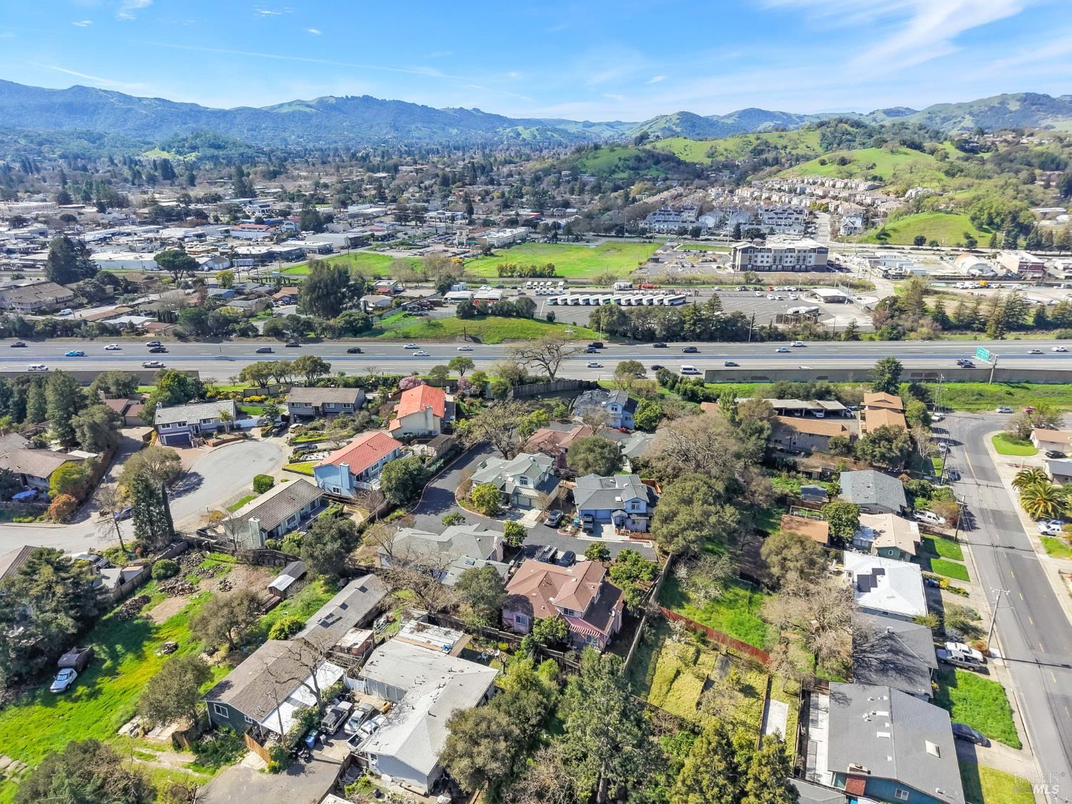Detail Gallery Image 38 of 46 For 15 Cherry Hill Ln, Novato,  CA 94945 - 3 Beds | 2/1 Baths