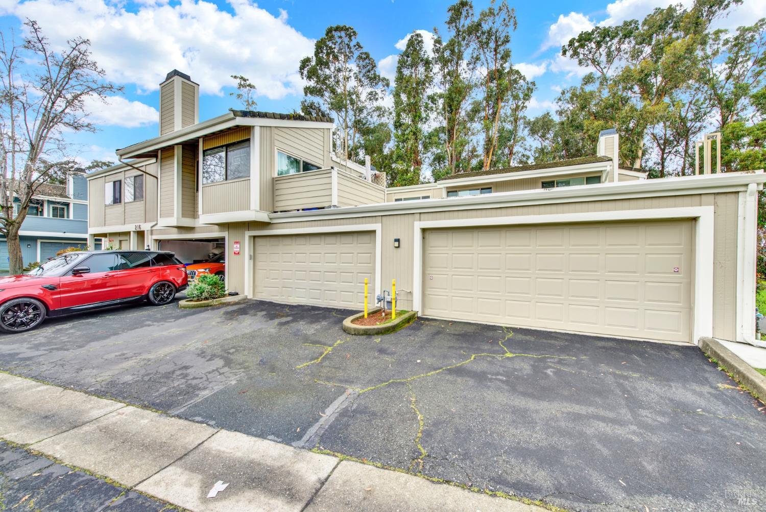 Detail Gallery Image 4 of 30 For 216 Apollo Unkn #7,  Hercules,  CA 94547 - 2 Beds | 1/1 Baths