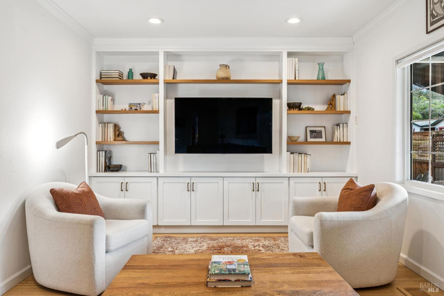 Detail Gallery Image 11 of 49 For 605 Calle Del Monte Unkn, Sonoma,  CA 95476 - 2 Beds | 2 Baths