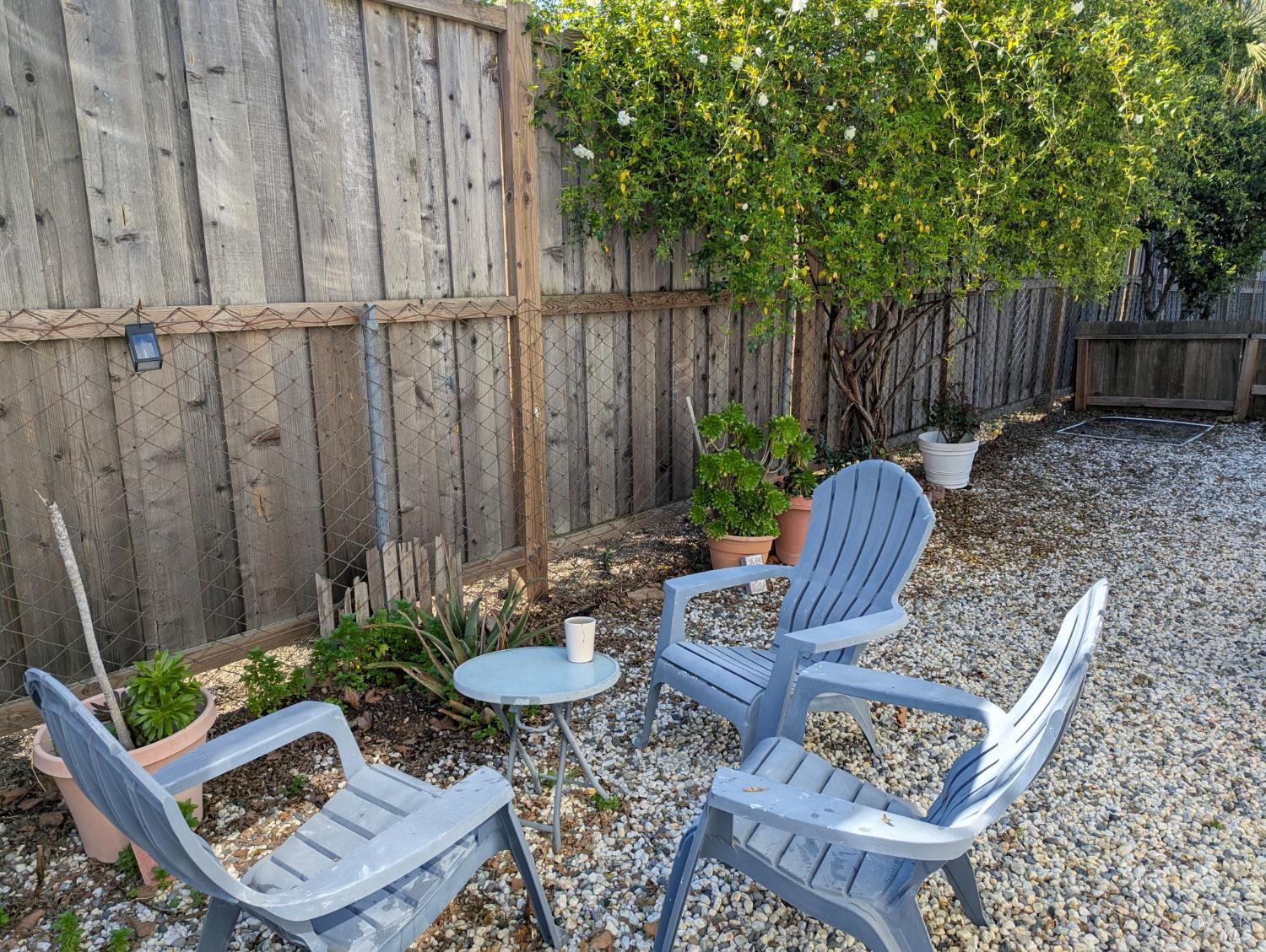 Detail Gallery Image 20 of 33 For 8 Camellia Dr, Calistoga,  CA 94515 - 2 Beds | 2 Baths