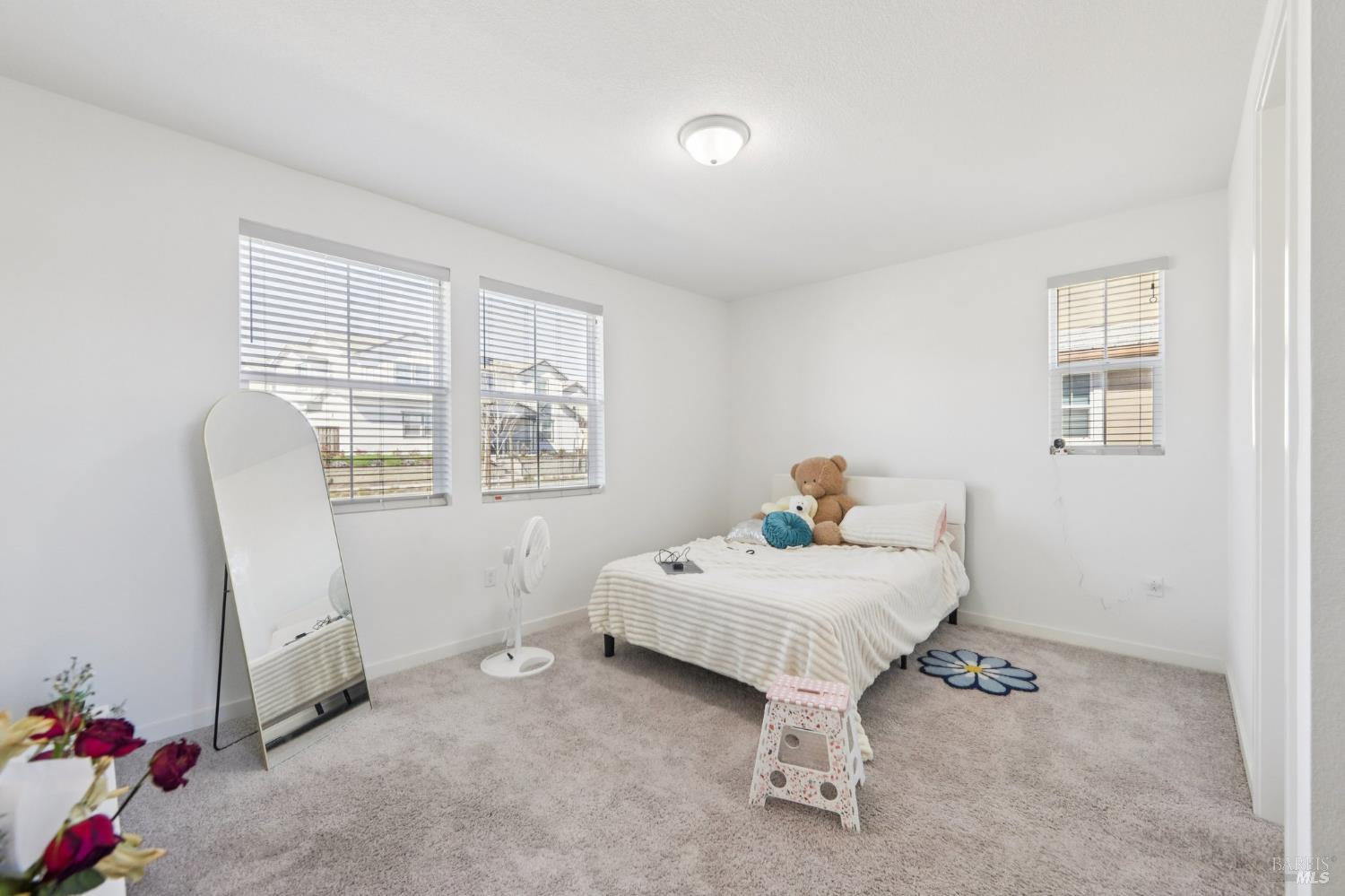 Detail Gallery Image 17 of 54 For 2464 Lake Club Dr, Fairfield,  CA 94533 - 4 Beds | 3/1 Baths