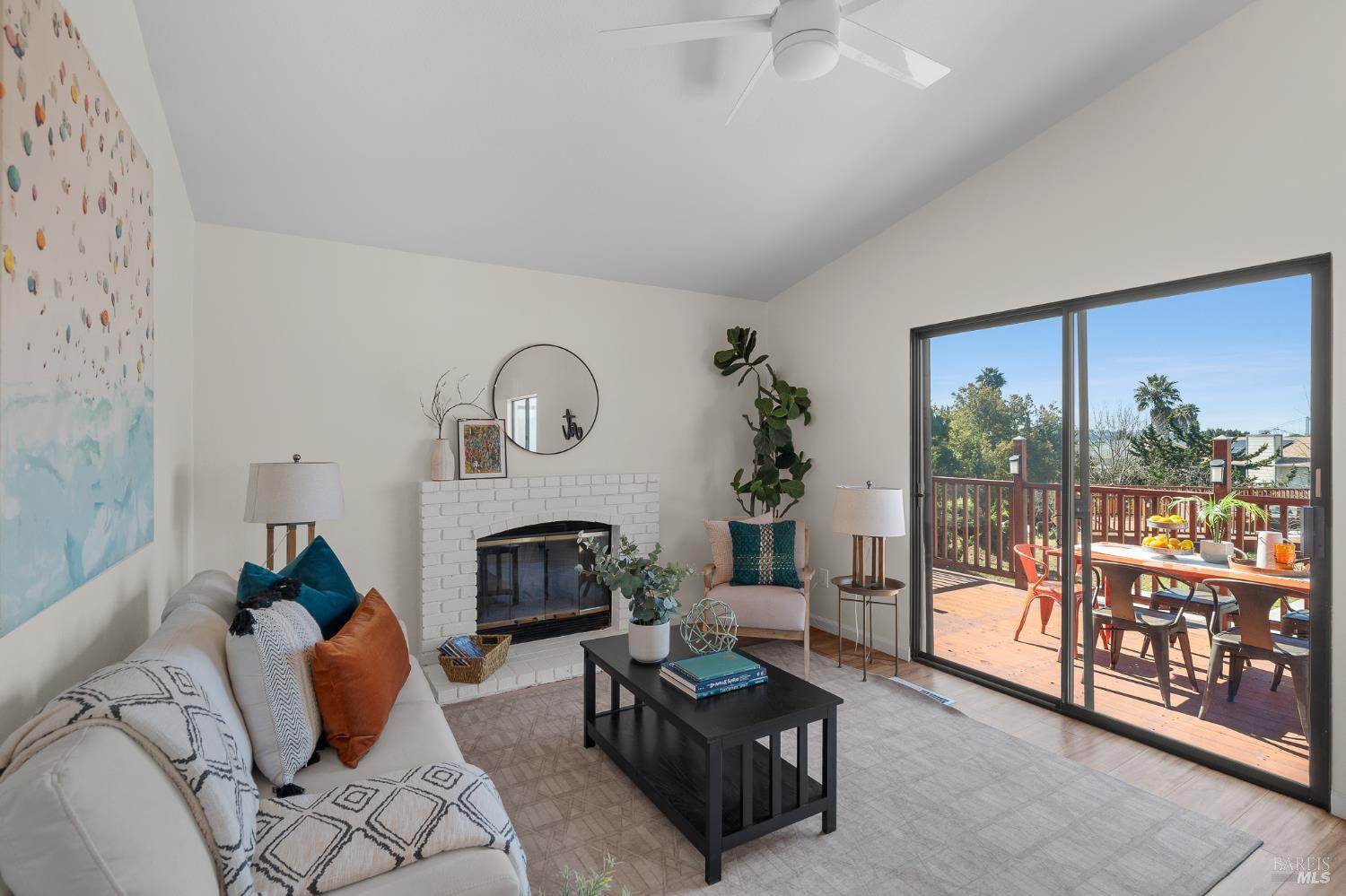 Detail Gallery Image 13 of 40 For 181 Crowsnest Ct, Vallejo,  CA 94591 - 3 Beds | 2 Baths