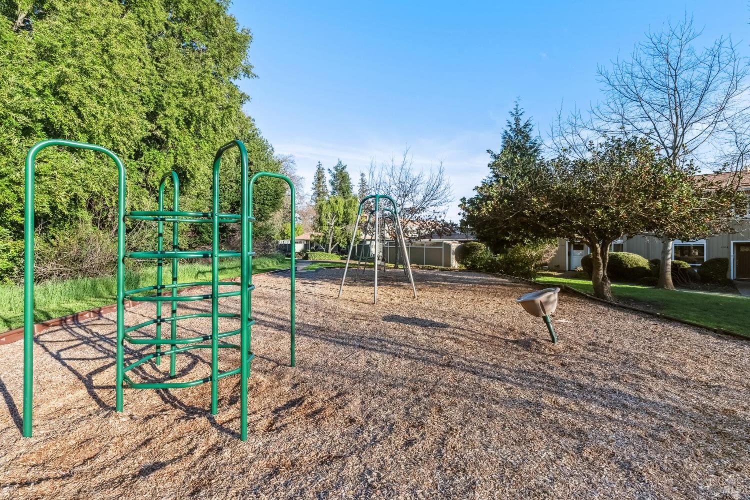 Detail Gallery Image 37 of 38 For 118 Oliva Ct #C,  Novato,  CA 94947 - 2 Beds | 1/1 Baths