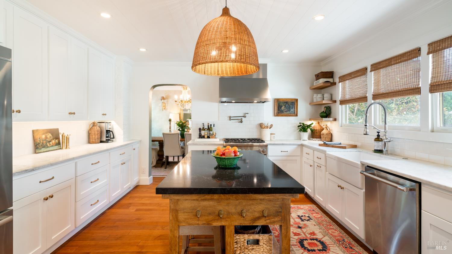 Detail Gallery Image 7 of 30 For 699 Grove St, Healdsburg,  CA 95448 - 4 Beds | 3 Baths