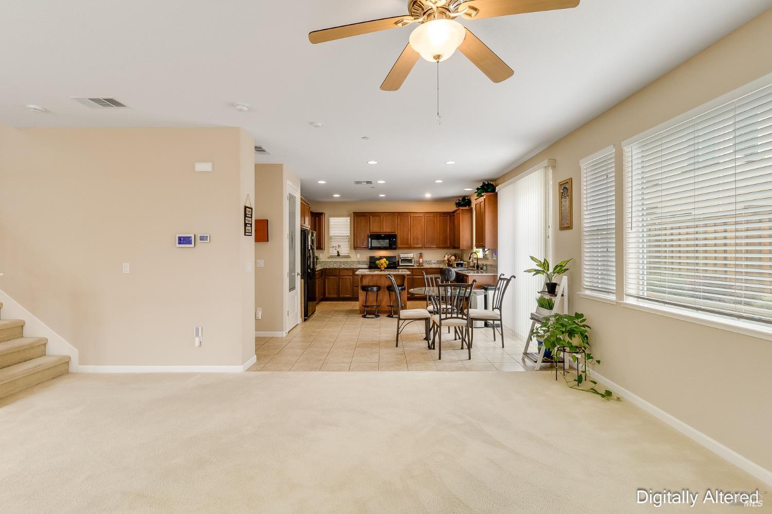 Detail Gallery Image 12 of 64 For 2300 Verona Dr, Pittsburg,  CA 94565 - 4 Beds | 2/1 Baths
