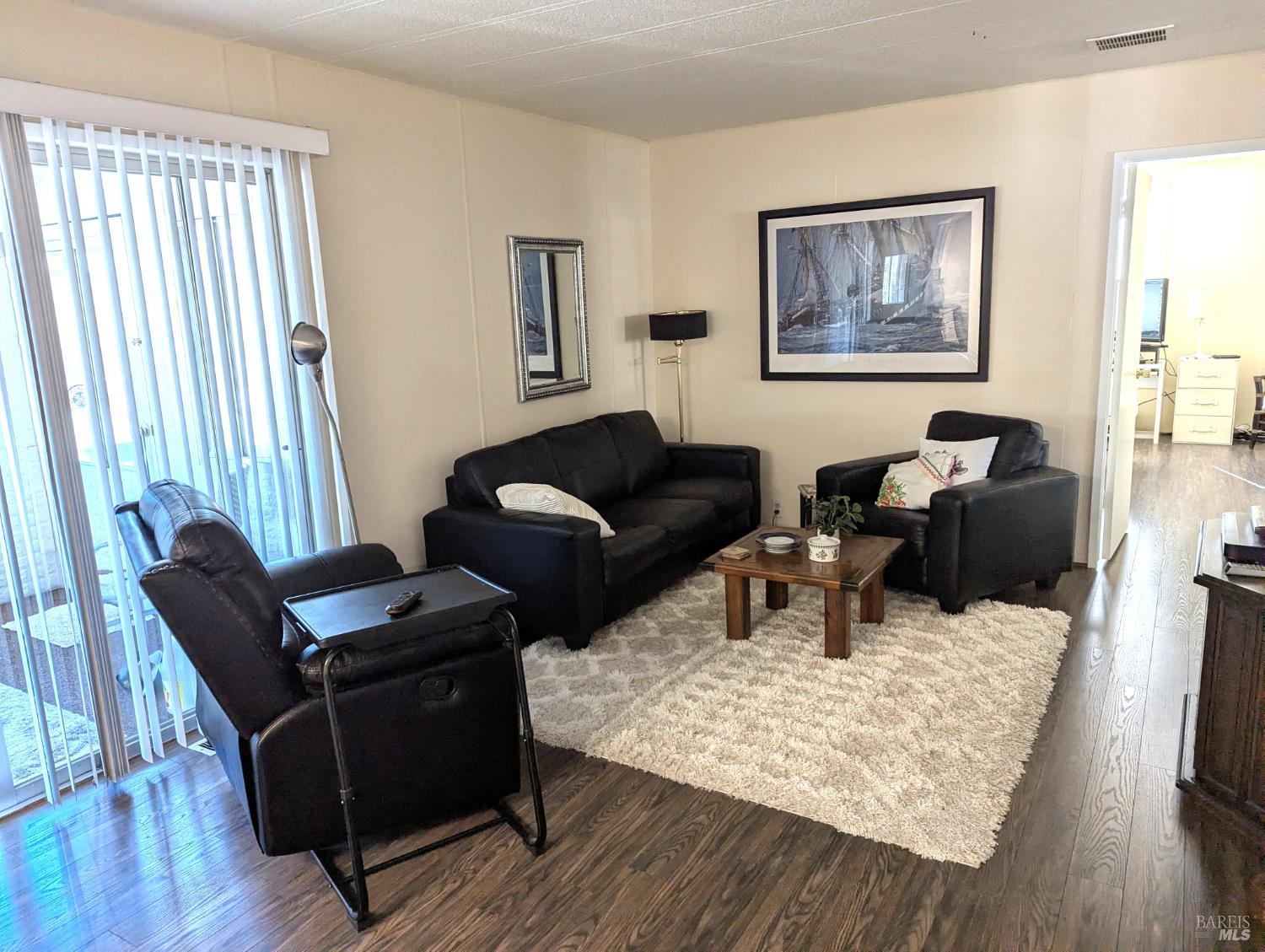 Detail Gallery Image 11 of 33 For 8 Camellia Dr, Calistoga,  CA 94515 - 2 Beds | 2 Baths