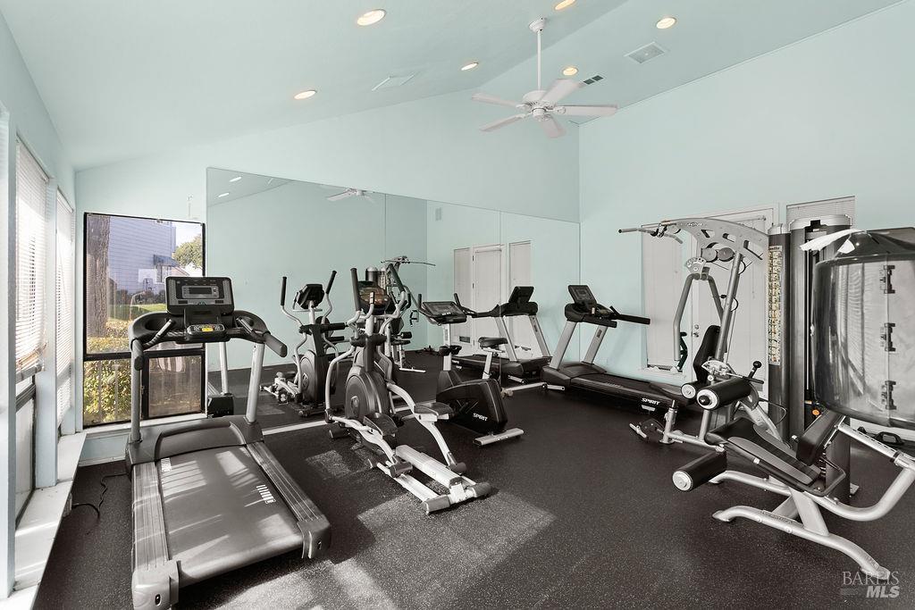 Detail Gallery Image 34 of 34 For 1201 Glen Cove Pkwy #1505,  Vallejo,  CA 94591 - 2 Beds | 2 Baths