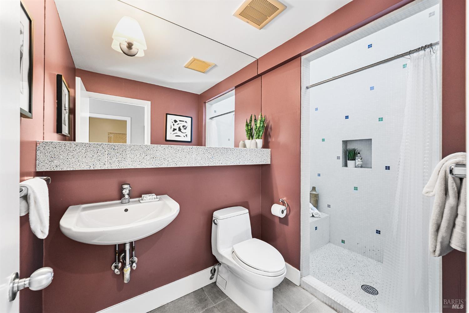 Detail Gallery Image 75 of 90 For 99 Fawn Dr, San Anselmo,  CA 94960 - 4 Beds | 4 Baths