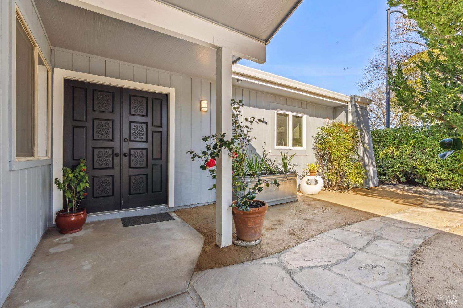 Detail Gallery Image 11 of 66 For 30 Creek Ln, Sonoma,  CA 95476 - 2 Beds | 2 Baths