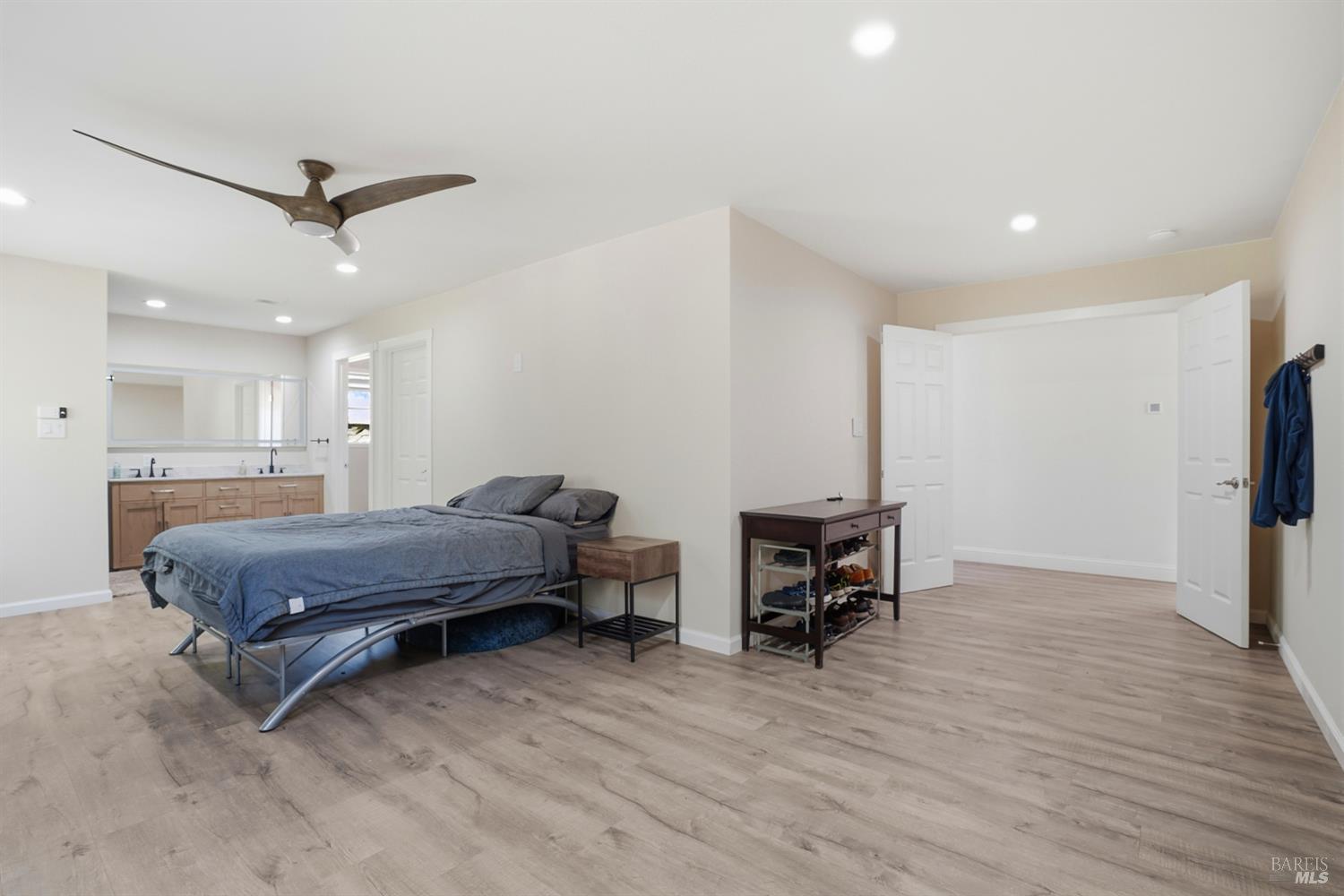 Detail Gallery Image 24 of 37 For 440 Calle De La Mesa Unkn, Novato,  CA 94949 - 3 Beds | 2 Baths