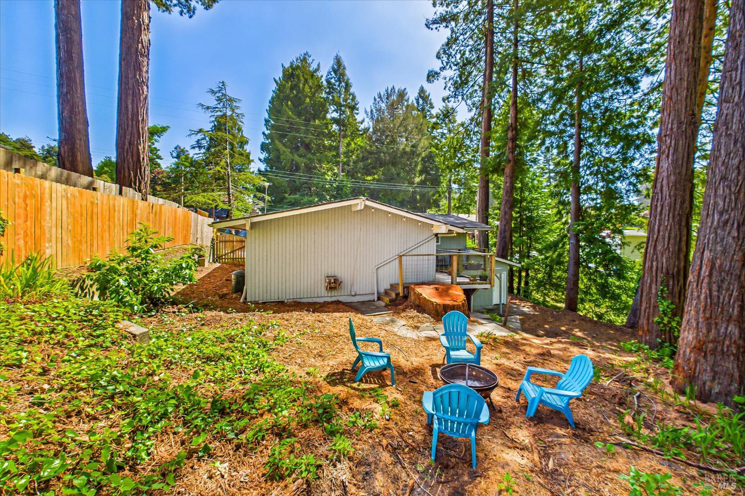 Detail Gallery Image 31 of 31 For 2305 Harris St, Eureka,  CA 95503 - 3 Beds | 2 Baths