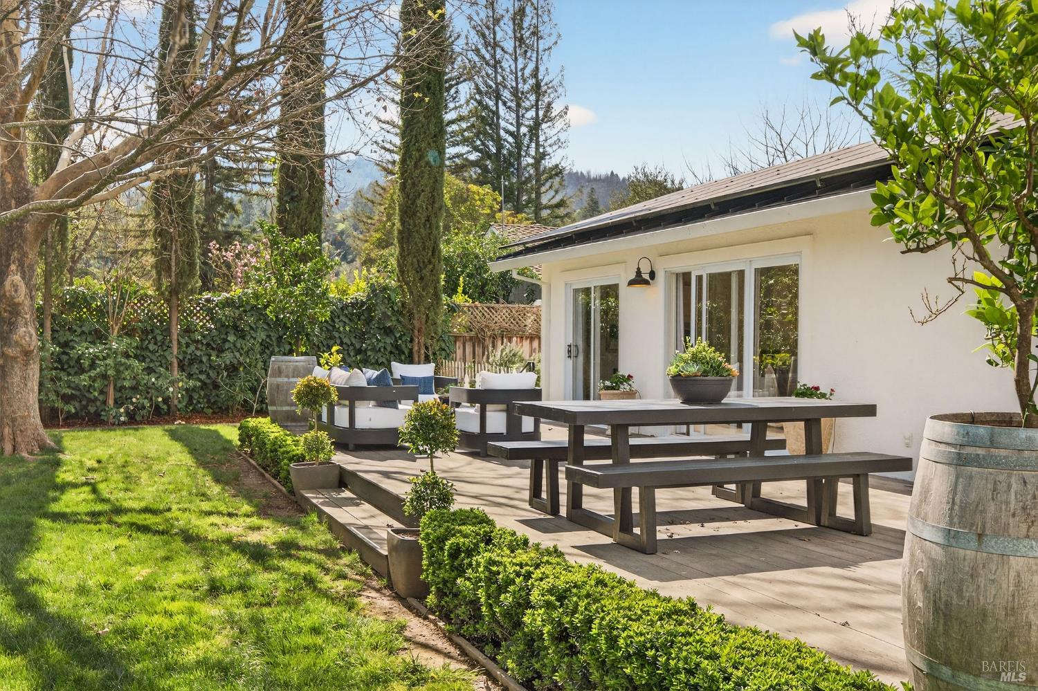 Detail Gallery Image 55 of 63 For 2543 Pinot Way, Saint Helena,  CA 94574 - 3 Beds | 2 Baths