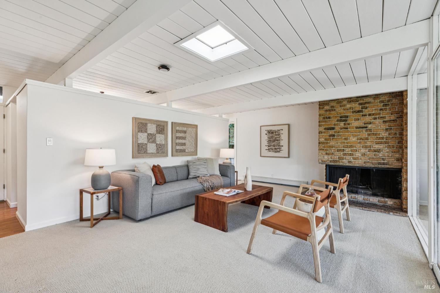 Detail Gallery Image 8 of 65 For 750 Montecillo Rd, San Rafael,  CA 94903 - 3 Beds | 2 Baths