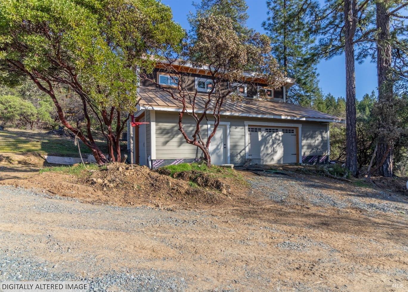 Detail Gallery Image 18 of 29 For 1881 Laytonville Dos Rios Rd, Laytonville,  CA 95454 - 3 Beds | 2/1 Baths