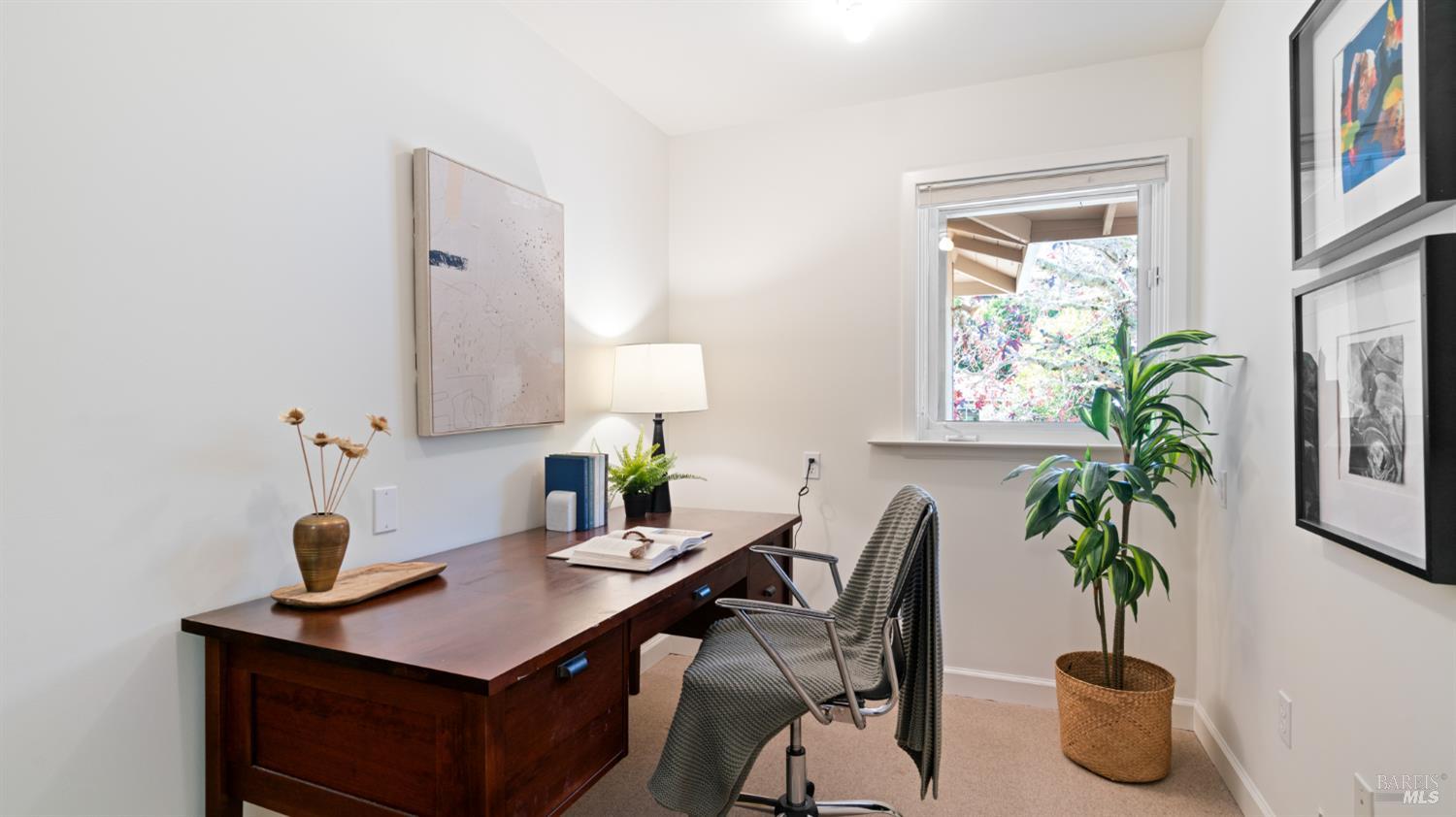 Detail Gallery Image 22 of 51 For 118 Marinda Dr, Fairfax,  CA 94930 - 3 Beds | 2 Baths