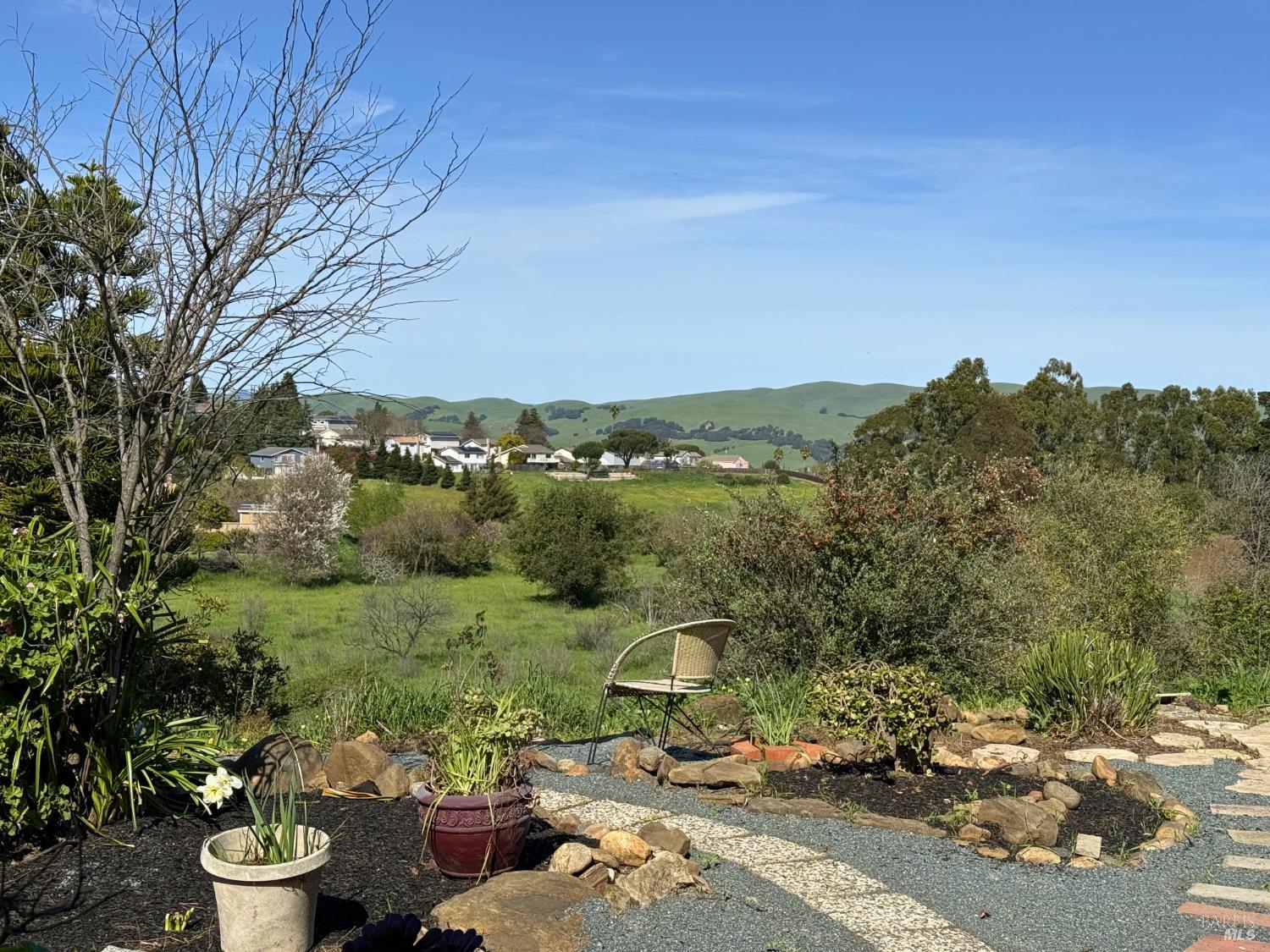 Detail Gallery Image 41 of 41 For 97 Carlisle Way, Benicia,  CA 94510 - 4 Beds | 3 Baths