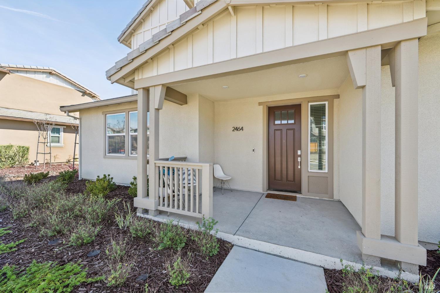 Detail Gallery Image 4 of 54 For 2464 Lake Club Dr, Fairfield,  CA 94533 - 4 Beds | 3/1 Baths