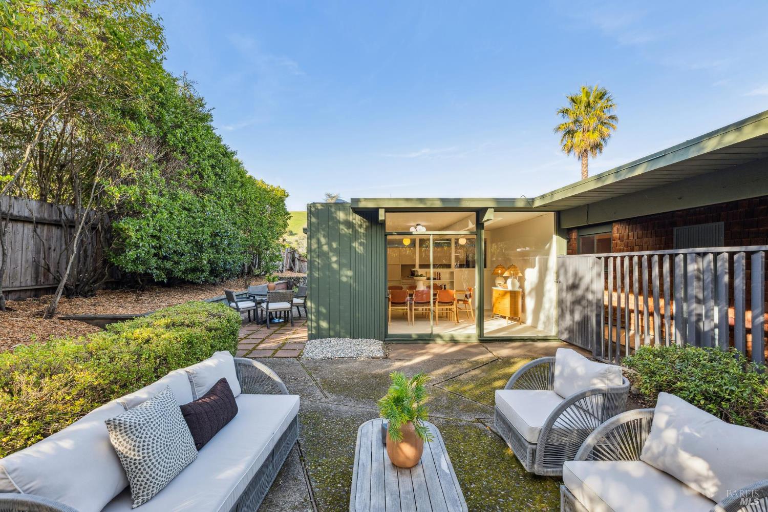 Detail Gallery Image 54 of 65 For 750 Montecillo Rd, San Rafael,  CA 94903 - 3 Beds | 2 Baths