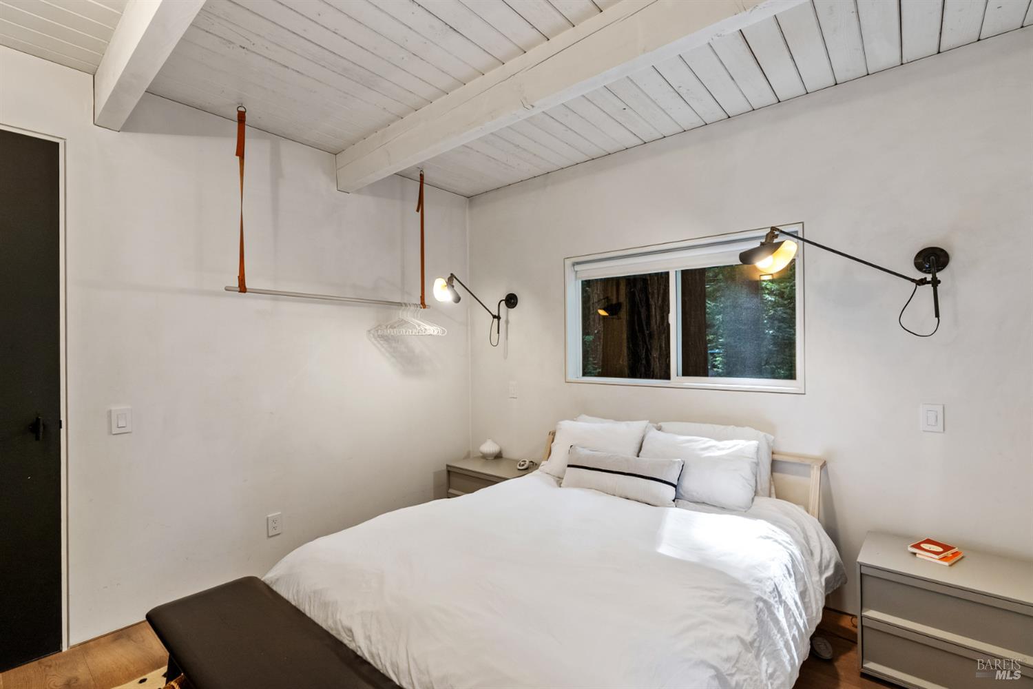 Detail Gallery Image 18 of 49 For 1050 Cazadero Hwy, Cazadero,  CA 95421 - 3 Beds | 2 Baths