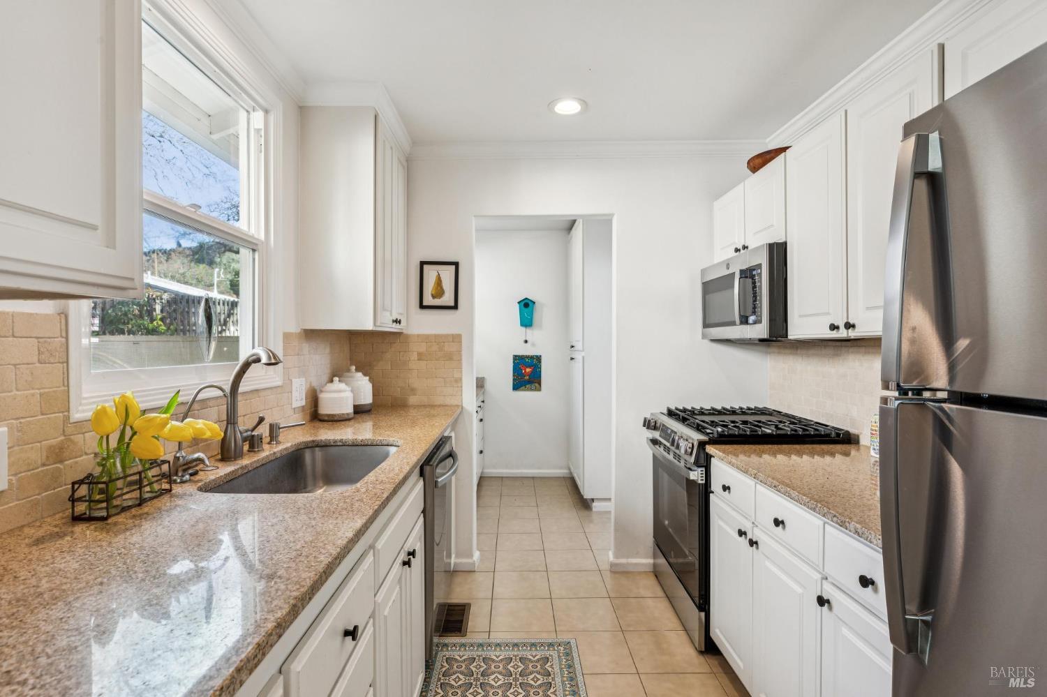 Detail Gallery Image 13 of 49 For 605 Calle Del Monte Unkn, Sonoma,  CA 95476 - 2 Beds | 2 Baths