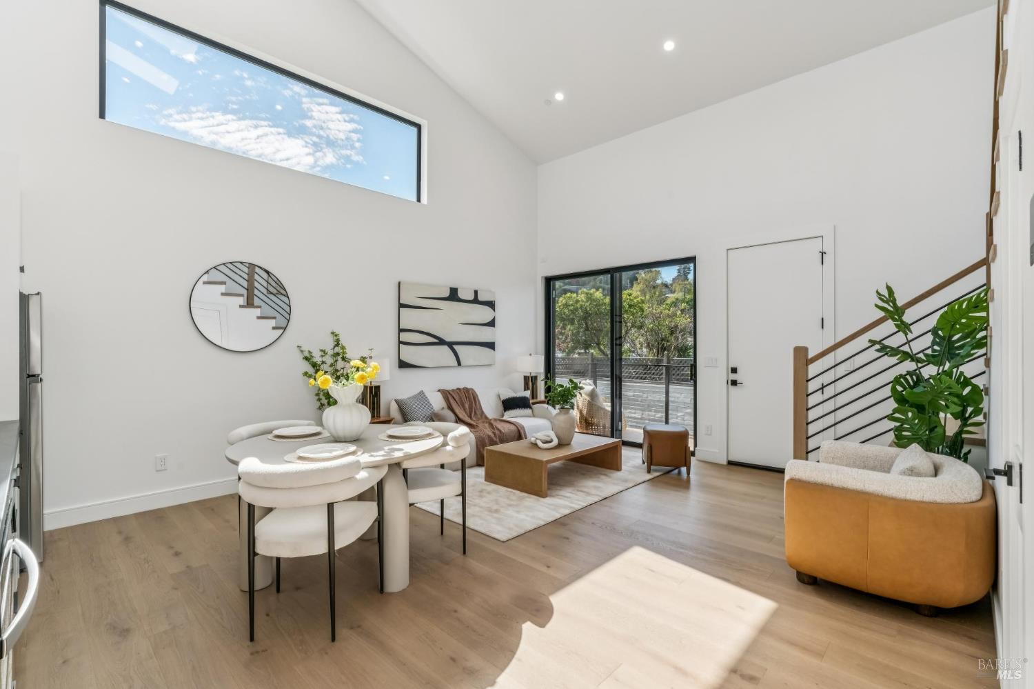 Detail Gallery Image 67 of 81 For 39 Strawberry Cir, Mill Valley,  CA 94941 - 4 Beds | 4 Baths