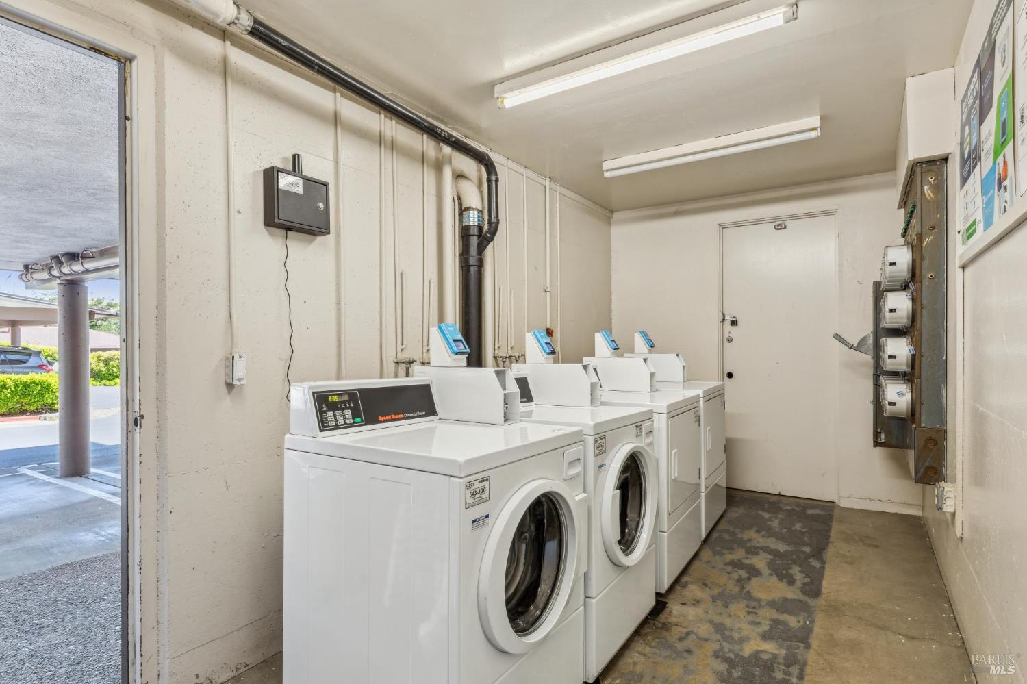 Detail Gallery Image 19 of 25 For 952 Lea Dr, San Rafael,  CA 94903 - 1 Beds | 1 Baths