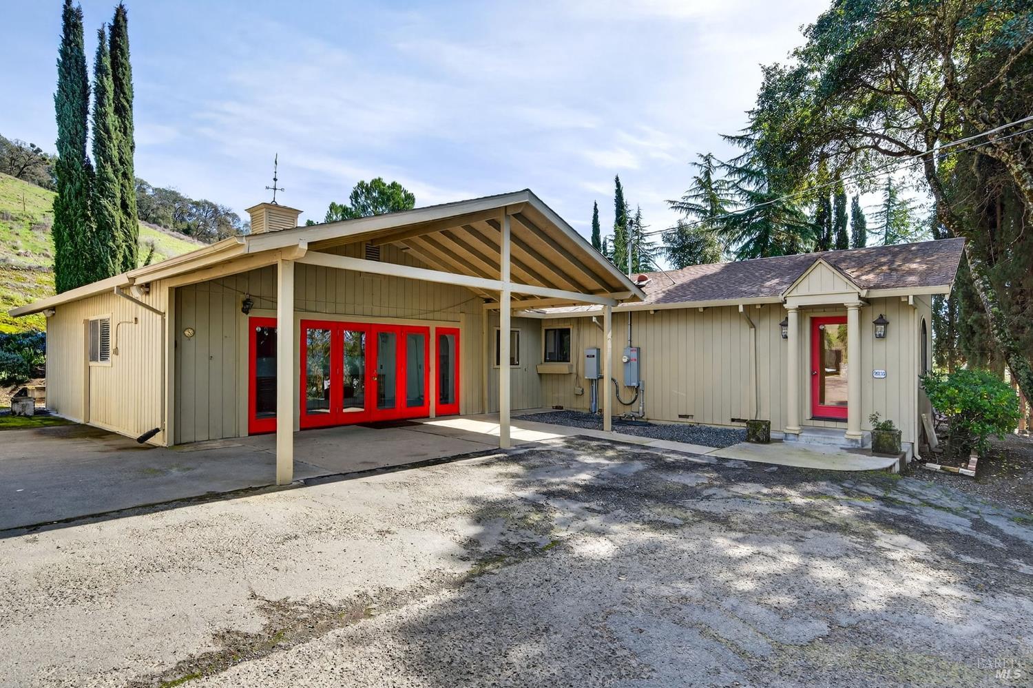 Detail Gallery Image 6 of 49 For 9271 Colony Dr, Redwood Valley,  CA 95470 - 4 Beds | 3 Baths