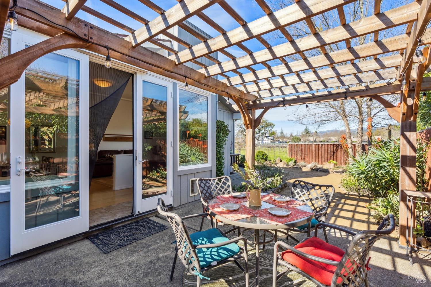 Detail Gallery Image 45 of 66 For 30 Creek Ln, Sonoma,  CA 95476 - 2 Beds | 2 Baths