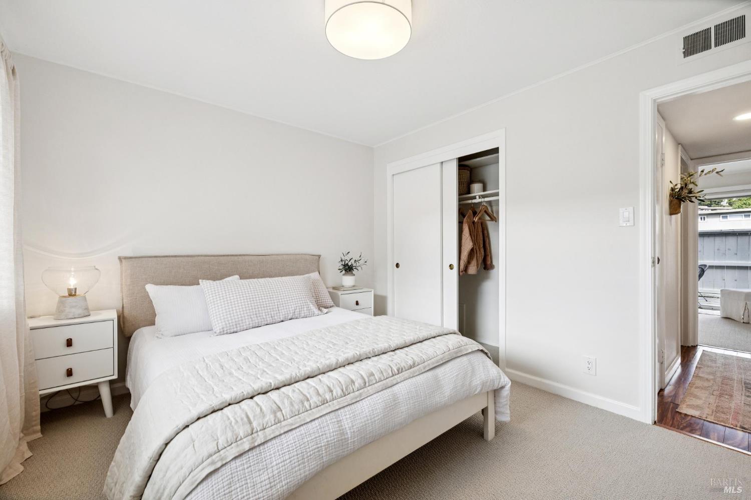 Detail Gallery Image 24 of 31 For 61 Pixley Ave #2,  Corte Madera,  CA 94925 - 2 Beds | 1 Baths