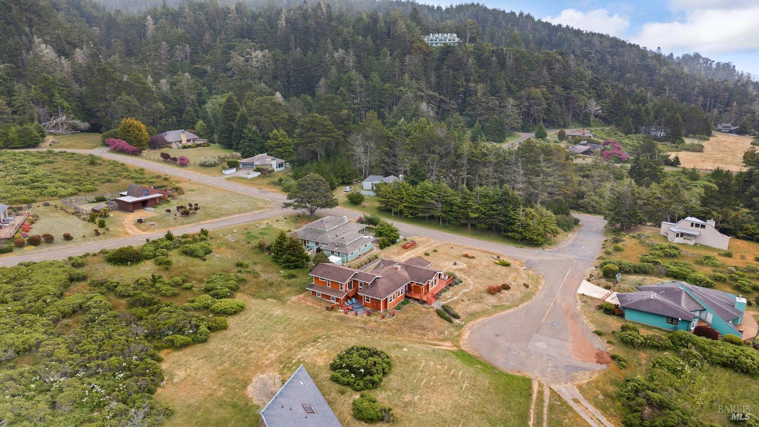 Detail Gallery Image 28 of 36 For 44465 O Roreys Roost Unkn, Irish Beach,  CA 95459 - 2 Beds | 2 Baths