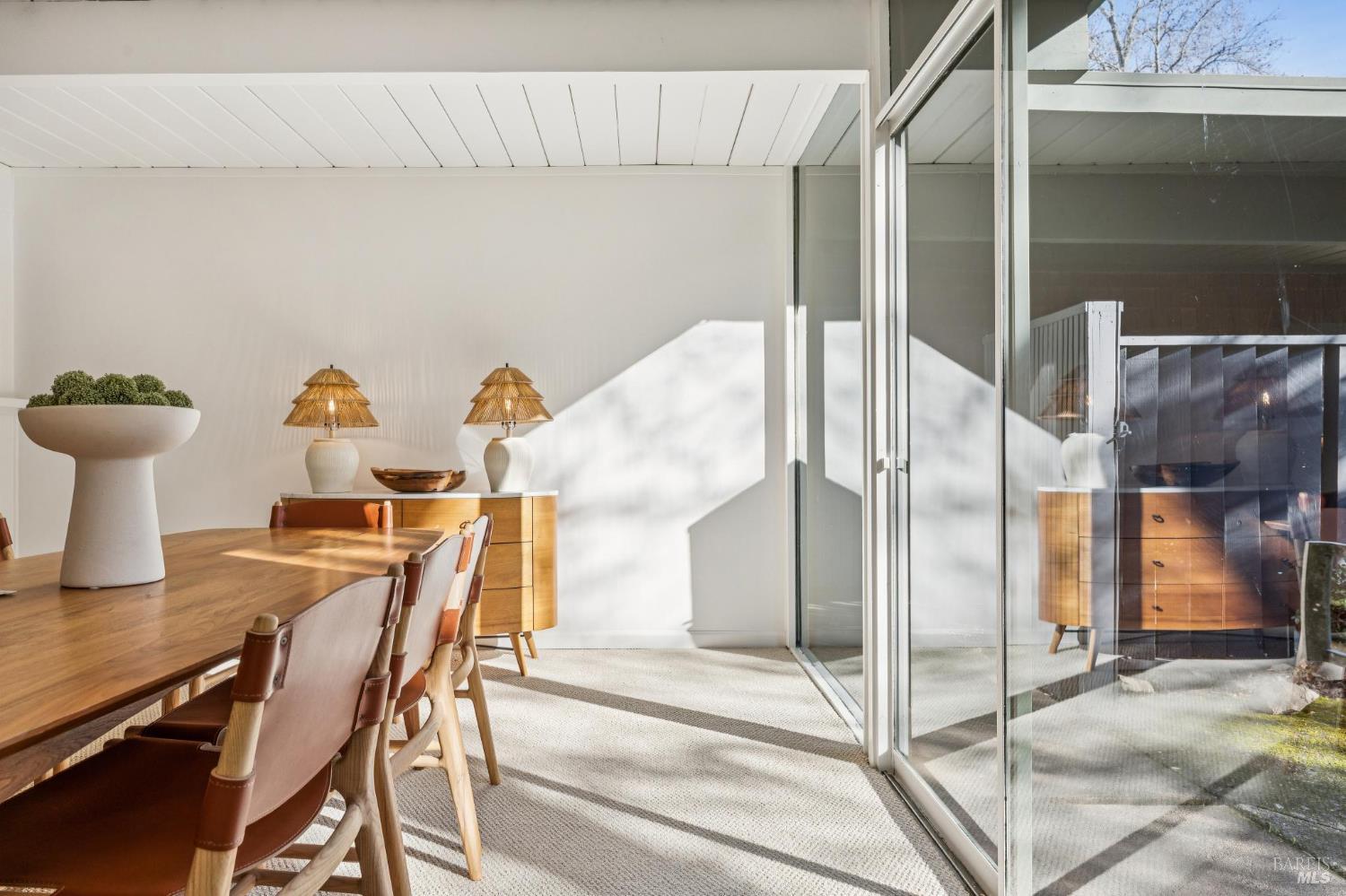 Detail Gallery Image 23 of 65 For 750 Montecillo Rd, San Rafael,  CA 94903 - 3 Beds | 2 Baths