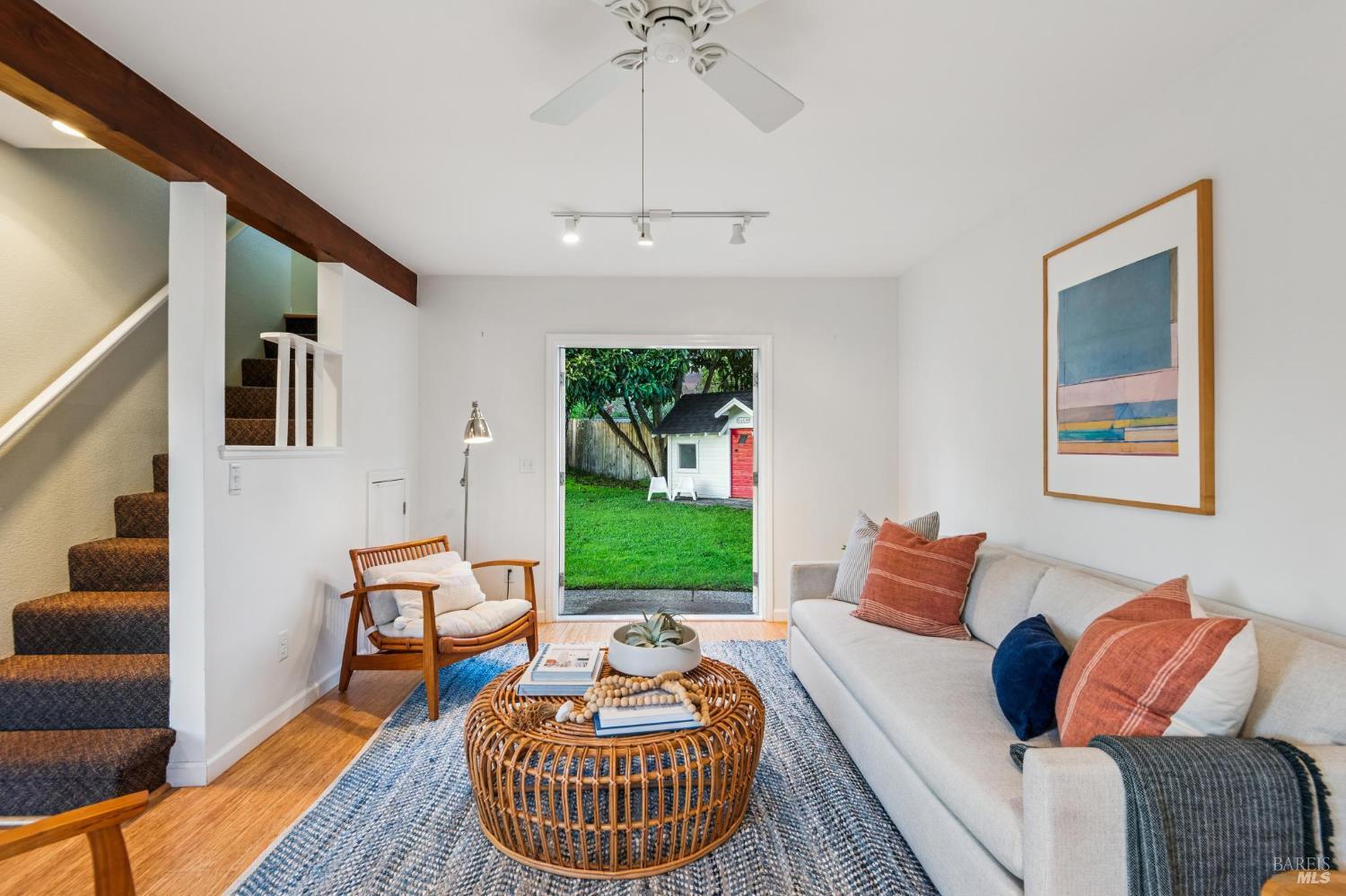 Detail Gallery Image 2 of 28 For 700 B St, Point Reyes Station,  CA 94956 - 3 Beds | 1/1 Baths