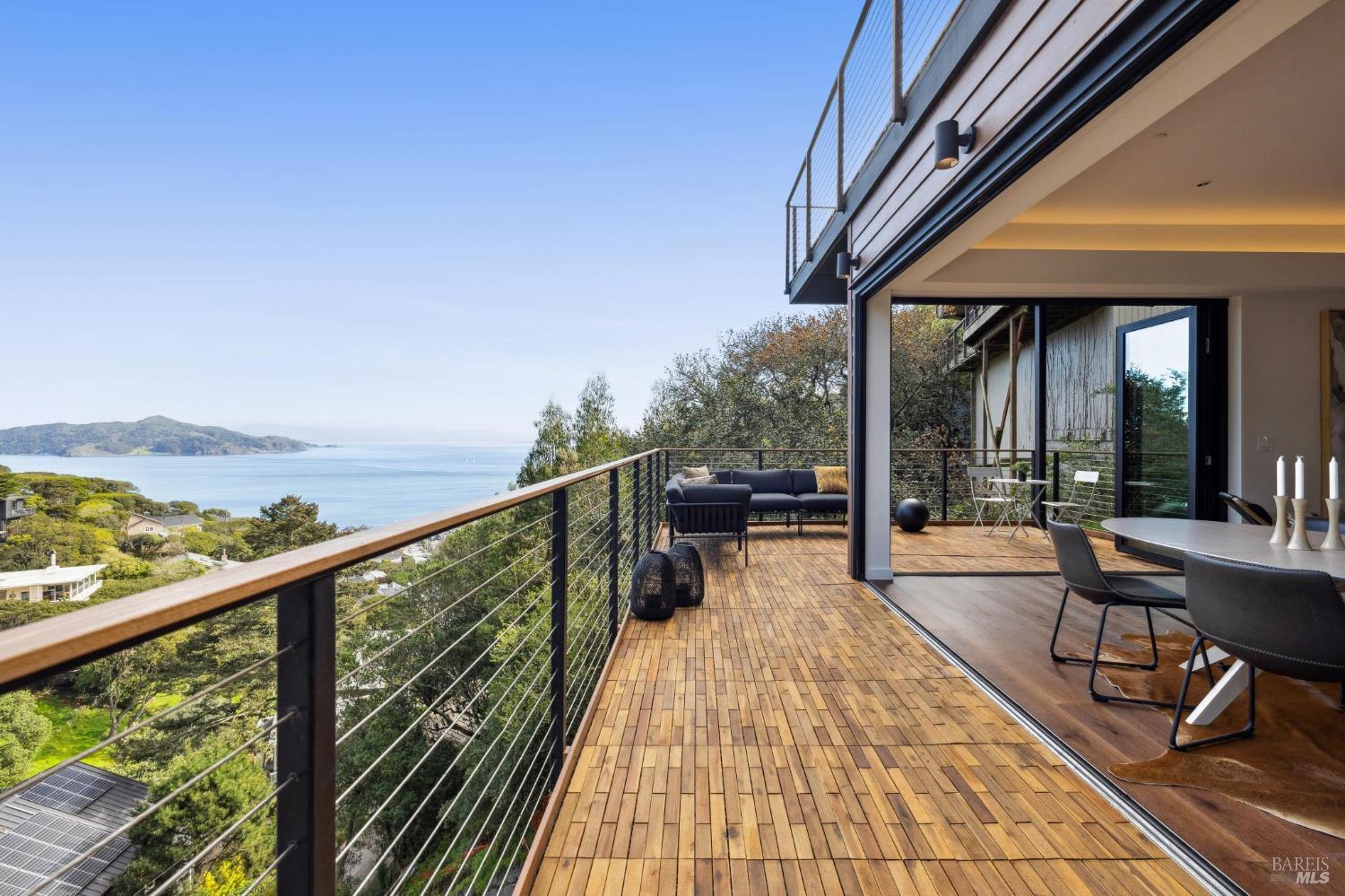 Detail Gallery Image 15 of 37 For 448 Sausalito Blvd, Sausalito,  CA 94965 - 2 Beds | 2 Baths