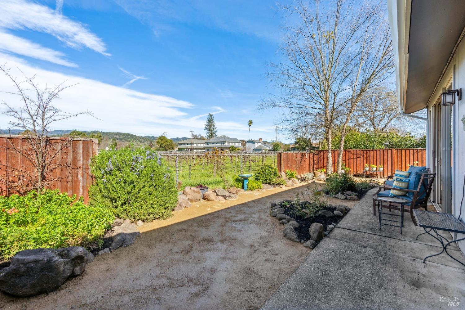 Detail Gallery Image 40 of 66 For 30 Creek Ln, Sonoma,  CA 95476 - 2 Beds | 2 Baths