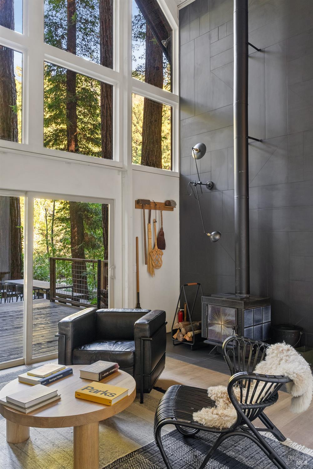 Detail Gallery Image 3 of 49 For 1050 Cazadero Hwy, Cazadero,  CA 95421 - 3 Beds | 2 Baths