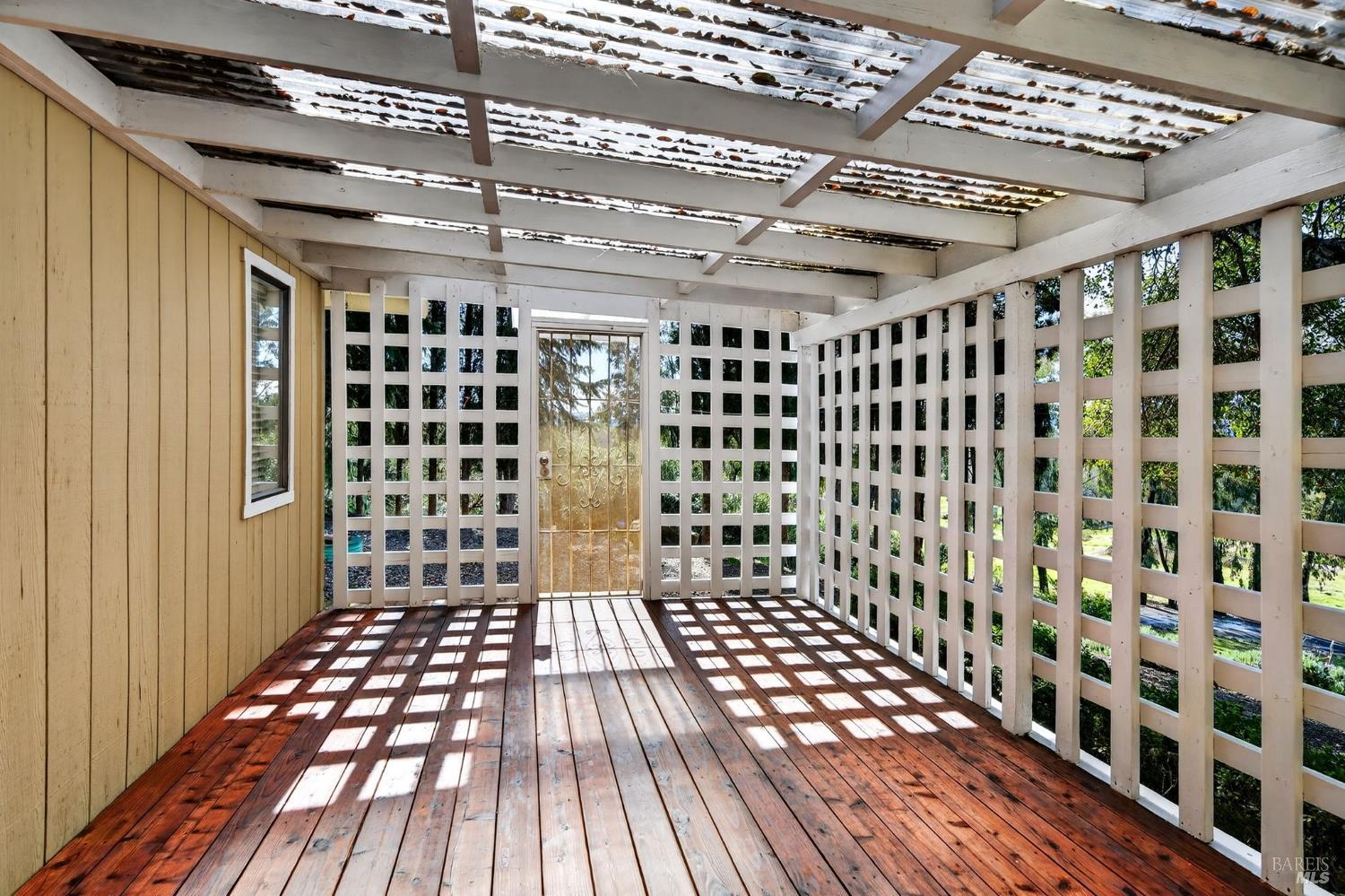 Detail Gallery Image 3 of 49 For 9271 Colony Dr, Redwood Valley,  CA 95470 - 4 Beds | 3 Baths