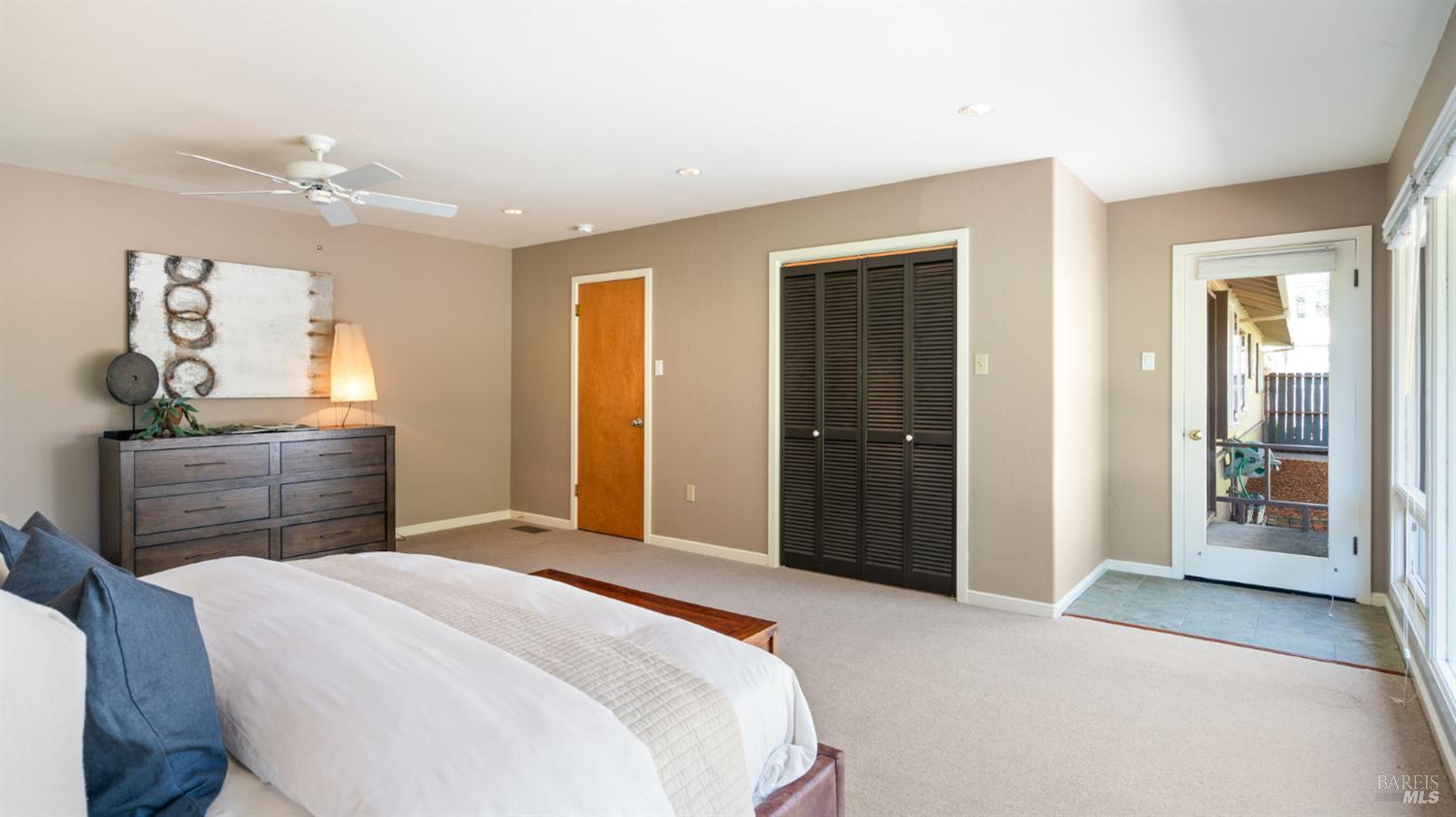 Detail Gallery Image 28 of 51 For 118 Marinda Dr, Fairfax,  CA 94930 - 3 Beds | 2 Baths