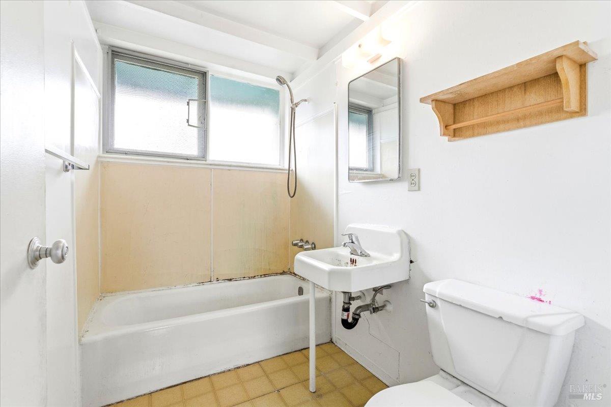 Detail Gallery Image 22 of 27 For 1121 Ferris Dr, Novato,  CA 94945 - 3 Beds | 2 Baths