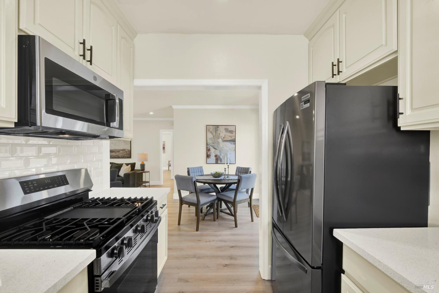 Detail Gallery Image 25 of 65 For 225 Gary Cir, Vallejo,  CA 94591 - 3 Beds | 1 Baths