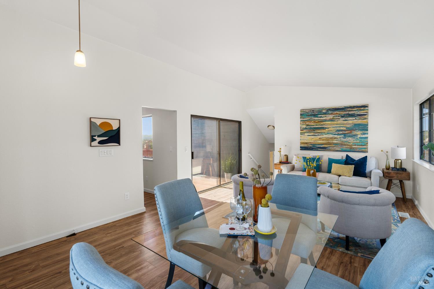 Detail Gallery Image 6 of 40 For 181 Crowsnest Ct, Vallejo,  CA 94591 - 3 Beds | 2 Baths