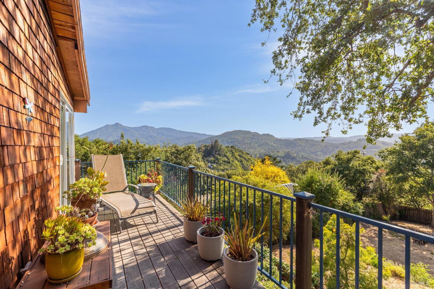Detail Gallery Image 8 of 29 For 569 Sequoia Dr, San Anselmo,  CA 94960 - 2 Beds | 1 Baths